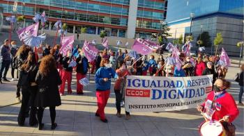 El sindicato responsabiliza al alcalde Javier Ayala de la discriminación que sufren las trabajadoras del Instituto Municipal de Limpieza