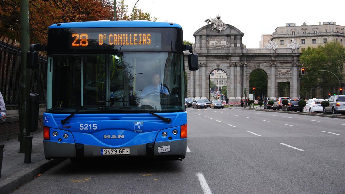 La EMT ofrecerá viajes sin coste entre las 7.00 y las 9.00 de la mañana durante la primera quincena de septiembre. 