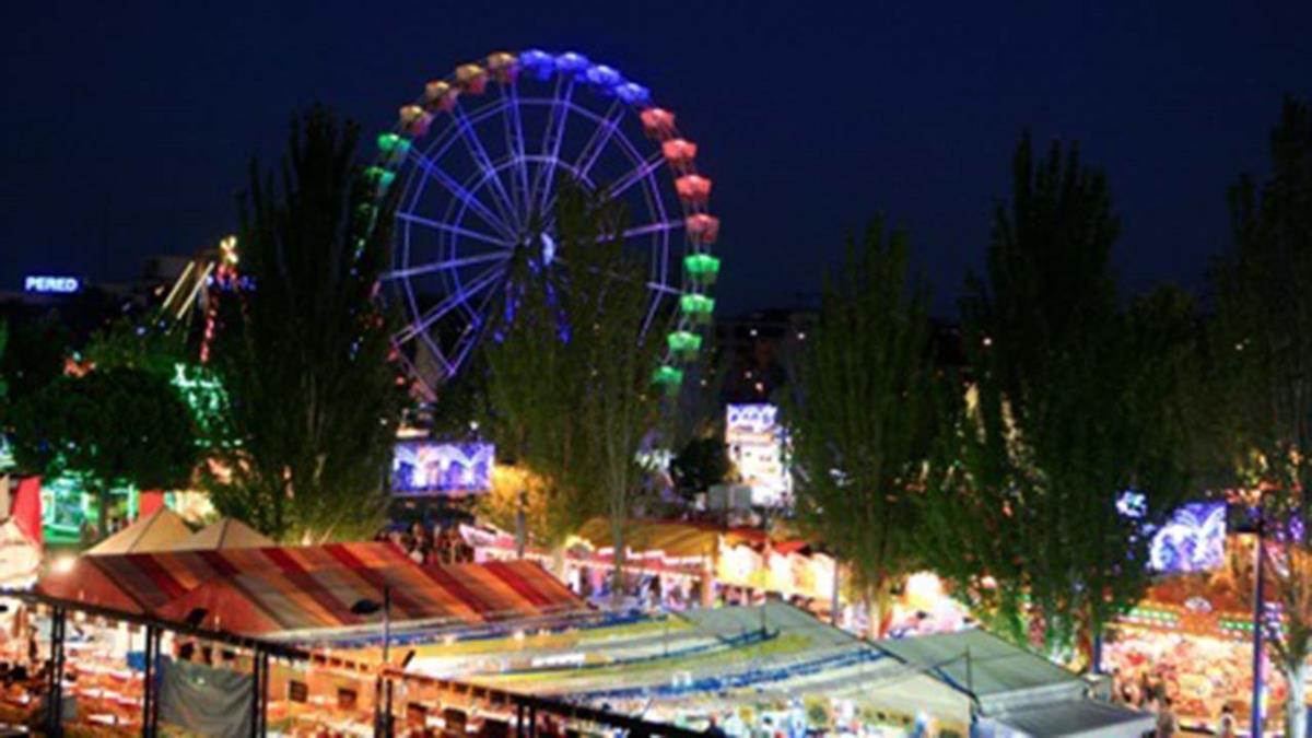 La concejala de Festejos, María Ángeles Micó, dice: “Es una decisión meditada y dolorosa”
