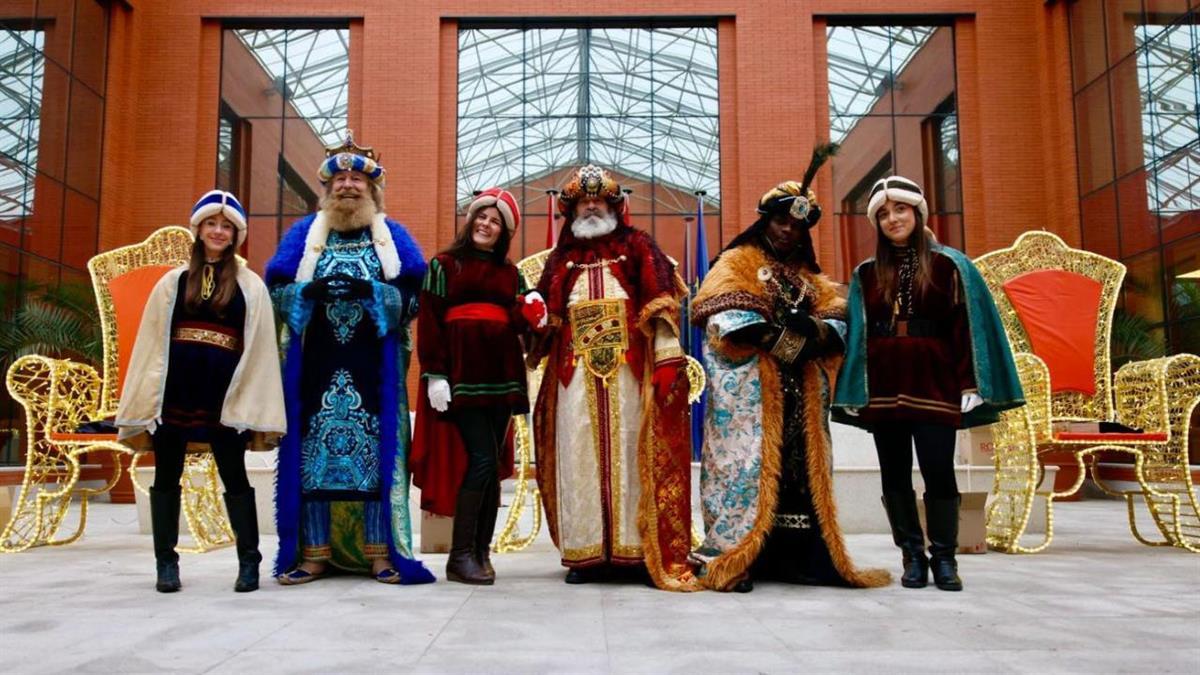 Habrá un show musical, fuegos artificiales y pasacalles navideños