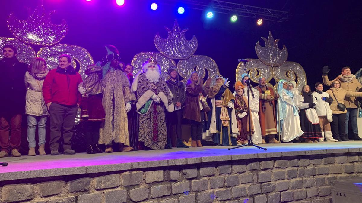 Sus Majestades realizarán un recorrido cercano a los tres kilómetros por las calles de la ciudad