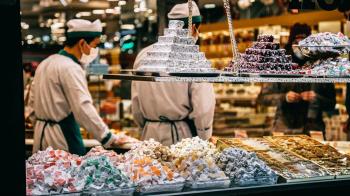 En él se encuentra un recorrido de 12 meses por los alimentos del municipio y sus puntos de venta 
