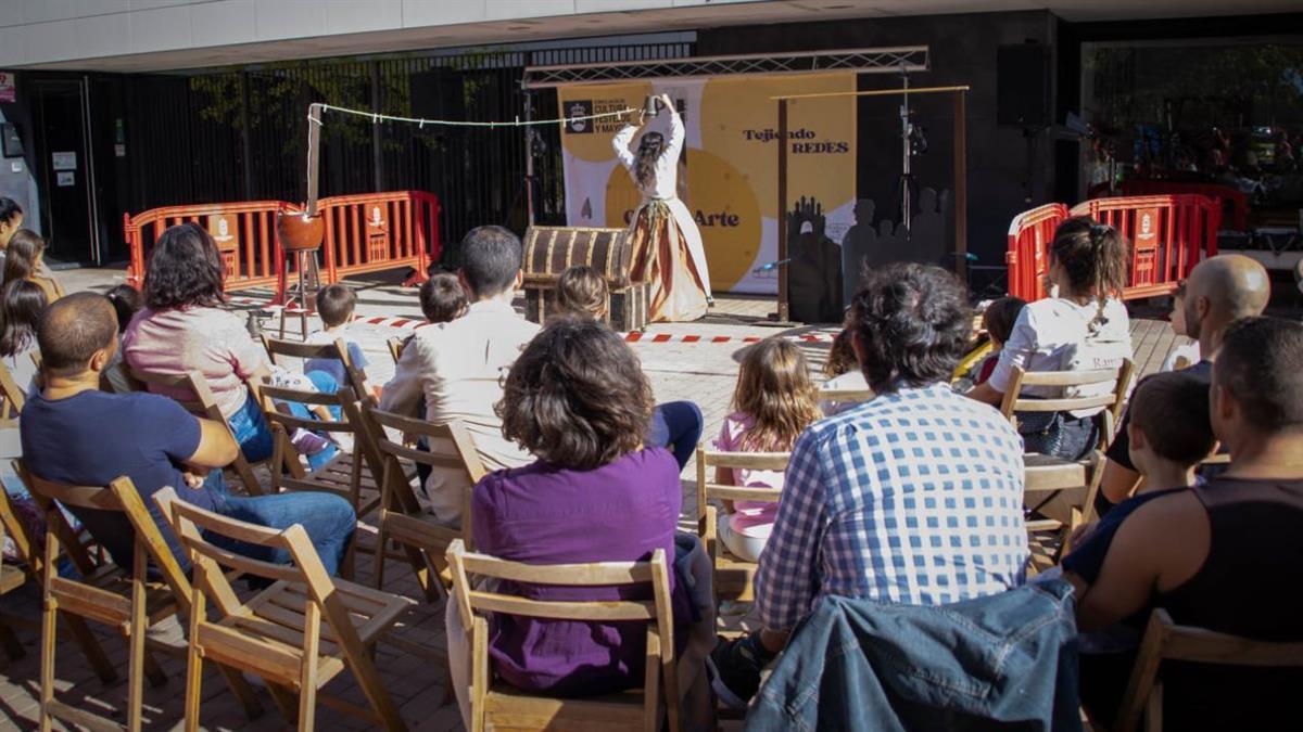 Habrá espectáculos para toda la familia en todos los barrios de la ciudad
