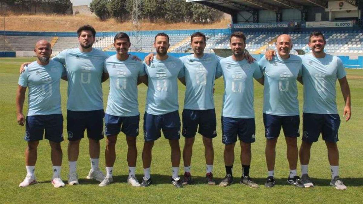 El conjunto ha anunciado la destitución del técnico 