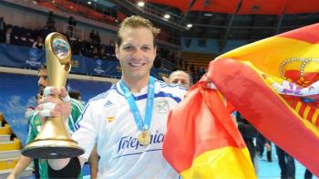 El actualmente conocido como Polideportivo Alberto Herreros pasará a llamarse Luis Amado 