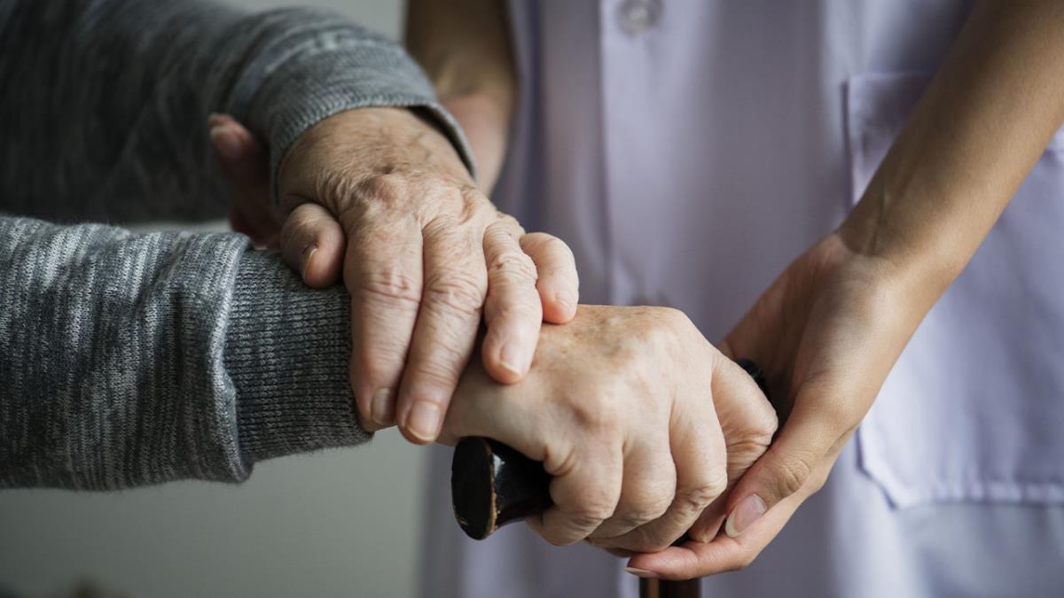 Sanidad recomienda hacer un mínimo de dos pruebas diagnósticas a estos trabajadores