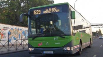 Los autobuses cambian su recorrido por las obras en la calle Mártires