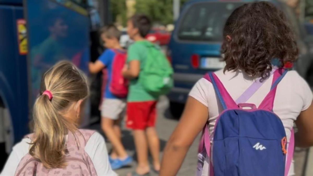 El programa combina actividades lúdicas, artísticas y educativas