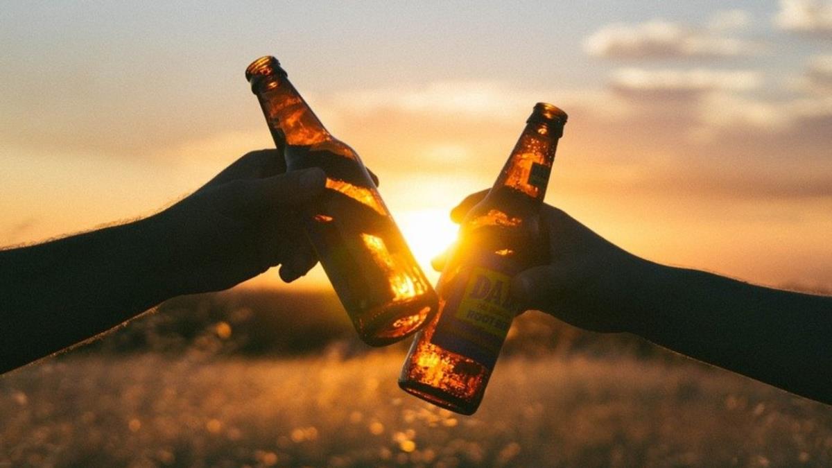 Espirituosos España y Alcalá de Henares se vuelven a unir para concienciar a los jóvenes del municipio sobre el consumo de alcohol responsable.