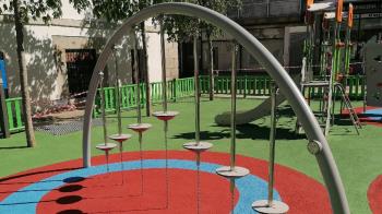 Ya ha empezado la campaña intensiva de limpieza en los parques infantiles de Galapagar