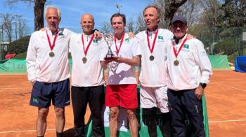 El conjunto logró la victoria en la categoría veteranos +55 