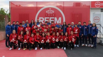 Los conjuntos Sub-12 masculino y femenino ya se encuentran en Benidorm para tratar de revalidar el título 