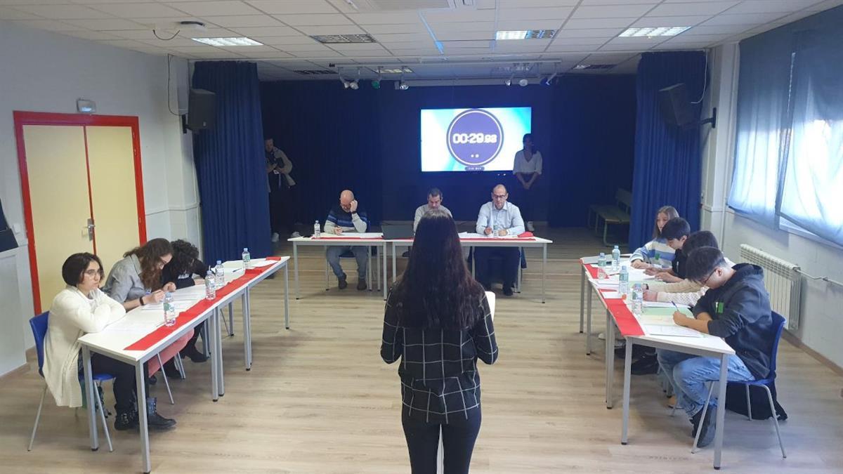 El centro compartirá representación en la fase intermunicipal con el IES López Aranguren tras imponerse en una edición con 44 estudiantes participantes