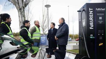 Se trata de un cargador ultrarrápido desarrollado por la startup Full&Fast, ganador de los Premios IoT