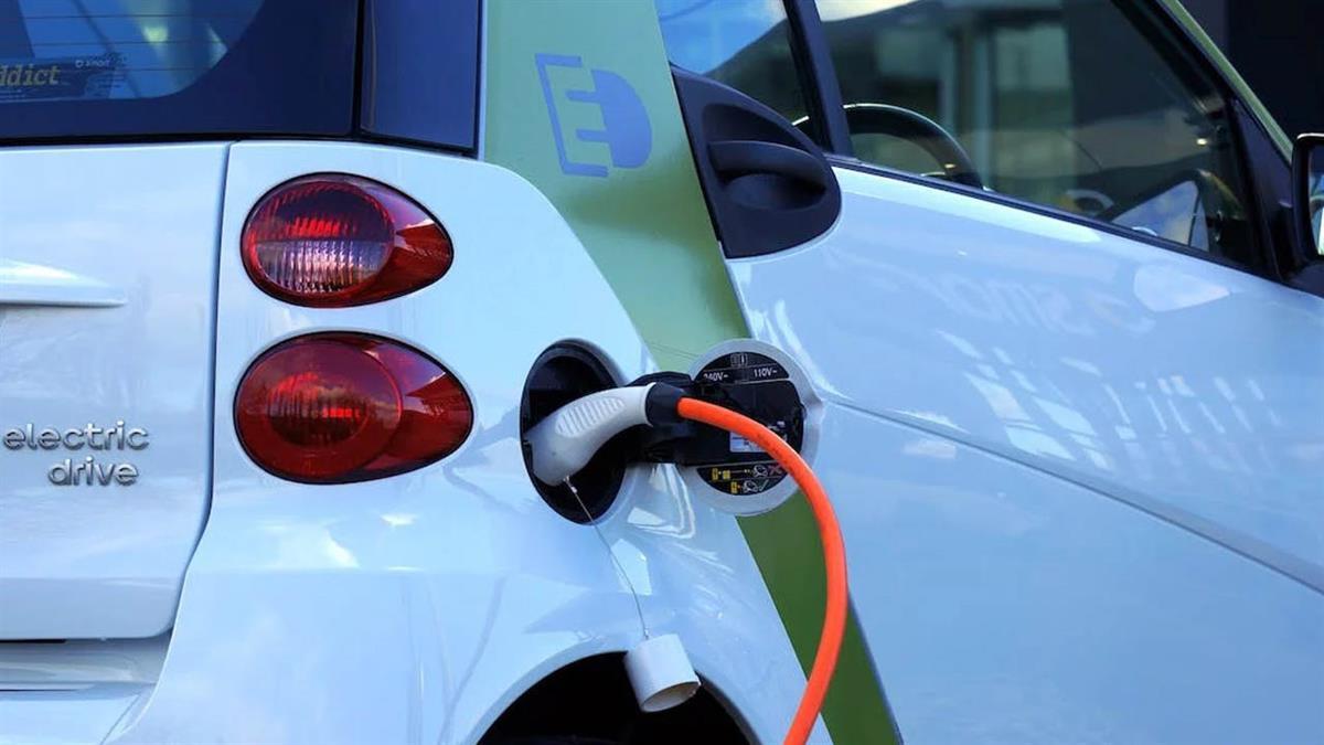 Una app comunicará al usuario cuáles son los cargadores disponibles