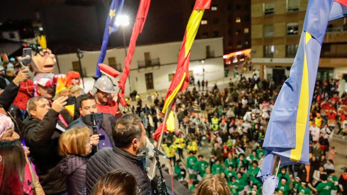 En los desfiles se habilitará un tramo sin sonido para personas con hipersensibilidad auditiva