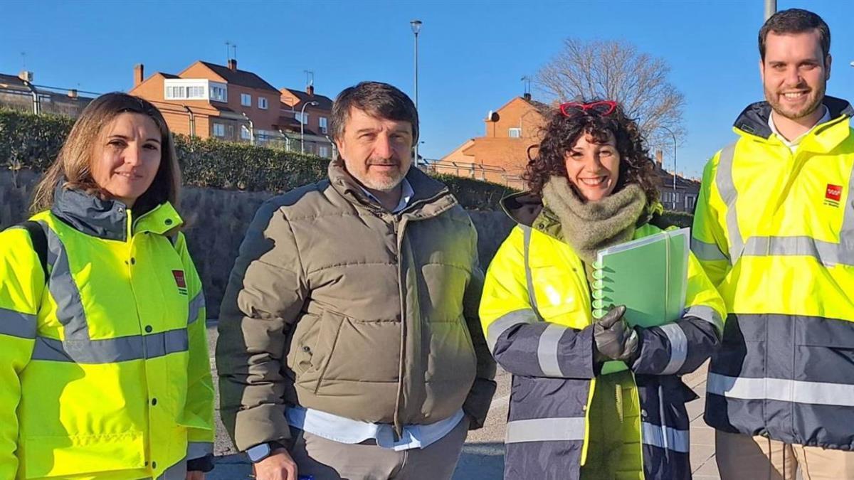 La subdirectora de Seguridad Viaria de la Comunidad de Madrid, M.ª Carmen Plaza, y el concejal de Movilidad, Gonzalo de Alba, han visitado los trabajos