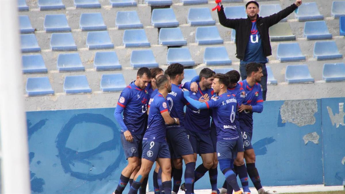 Los azulones sumaron tres puntos en un partido muy completo