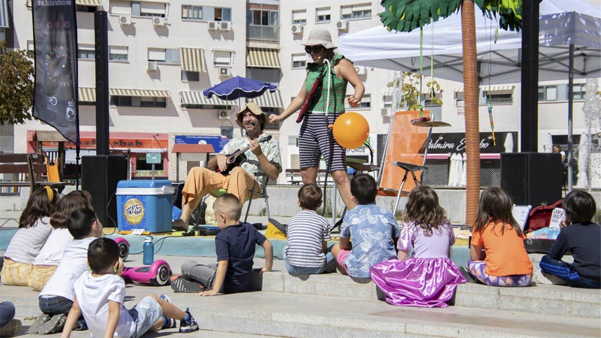 El festival ha reunido a más de cien artistas en pro de la creación local en su primera edición