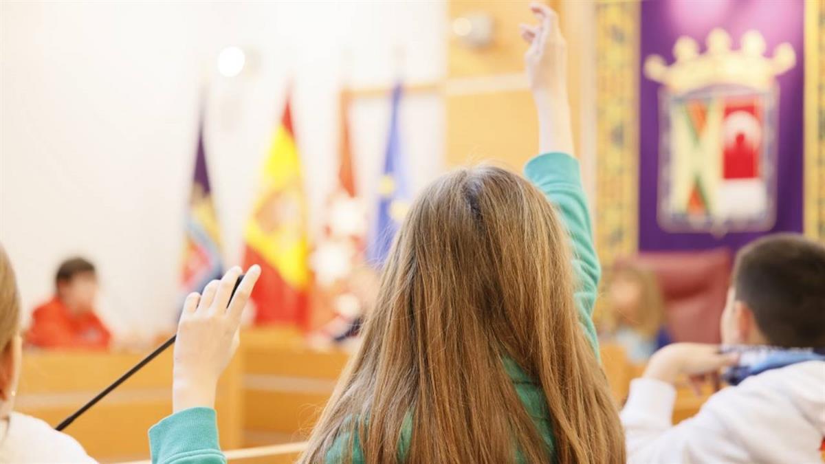Una actividad en la que los niños de 5º de Educación Primaria se acercarán al día a día del consistorio
