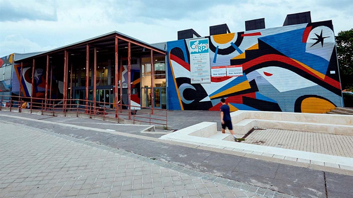 Con la llegada de la época de exámenes universitarios y de instituto, se amplía el horario hasta la 1.00 de la madrugada