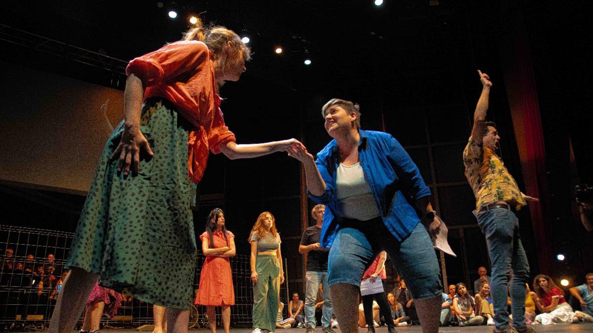 Seis grupos seleccionados representan sus montajes desde el 28 de marzo en el teatro Josep Carreras    