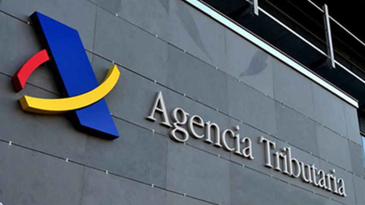 Mediante una propuesta presentada en el Pleno por Más Madrid y PSOE para su cese 