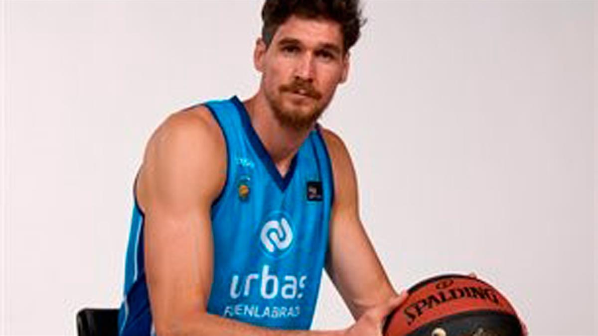 El pívot del Urbas Fuenlabrada está a tan solo un paso de ser el cuarto jugador con más partidos en la historia del club en la Liga Endesa