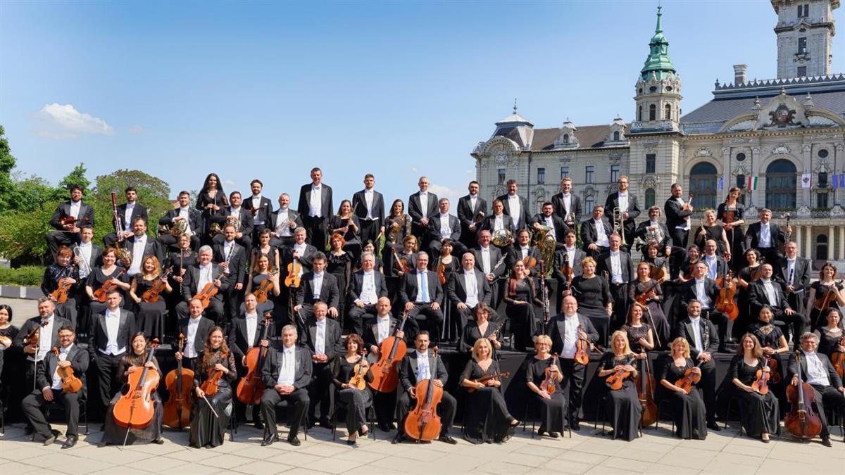 Artistas y orquestas interpretarán piezas de Mozart, Strauss, Brahms y Chaikovski