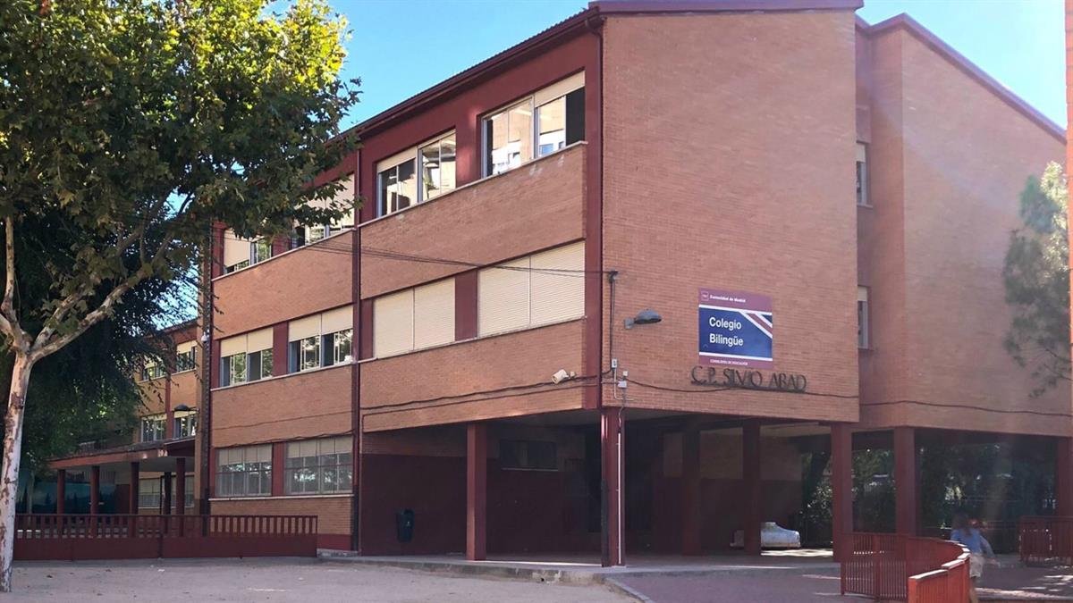 En una carta enviada a la Comunidad piden que se tome esta medida y se continúe la docencia "online" 