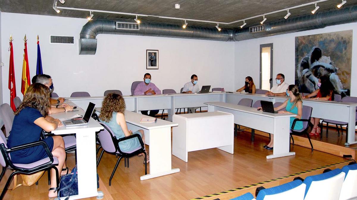 La Mesa de Trabajo de la COVID-19 también ha planteado un refuerzo de las campañas de concienciación 