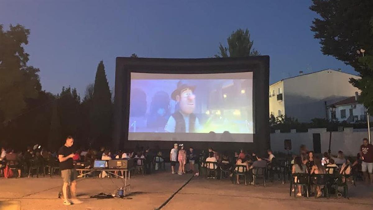 Durante los miércoles y jueves de este mes se proyectas películas gratuitas en el Recinto Ferial