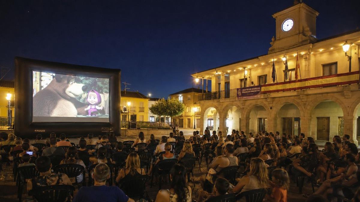 El municipio proyectará nueve películas para toda la familia todos los miércoles de julio y agosto a partir de las 22:00 horas