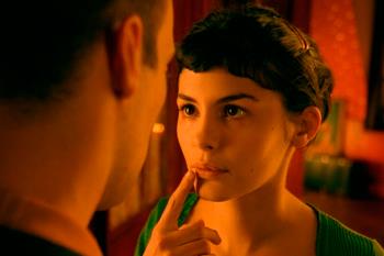 Actualmente se encuentra emitiendo las sagas más emblemáticas del  cine