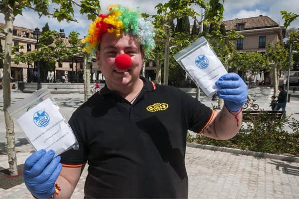 Los kits incluyen guantes, mascarillas y un gel hidroalcohólico
