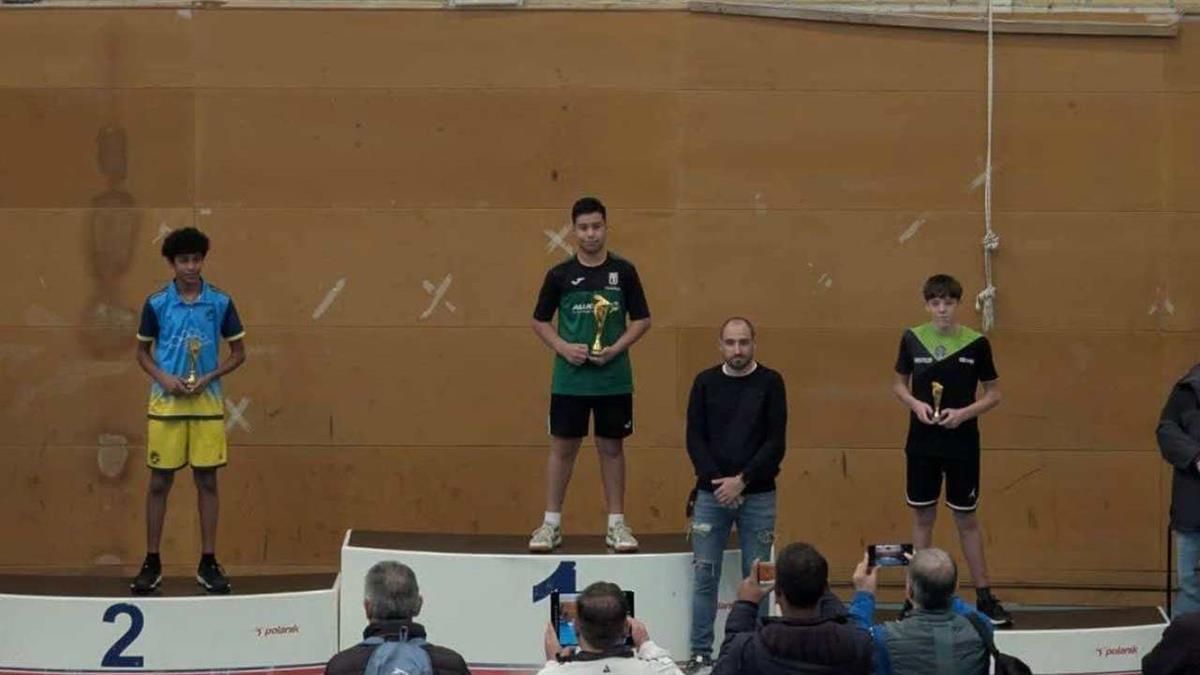 Alejandro Bernal se hizo con el tercer puesto en el Circuito de Promoción 'Comunidad de Madrid' de Tenis de Mesa 