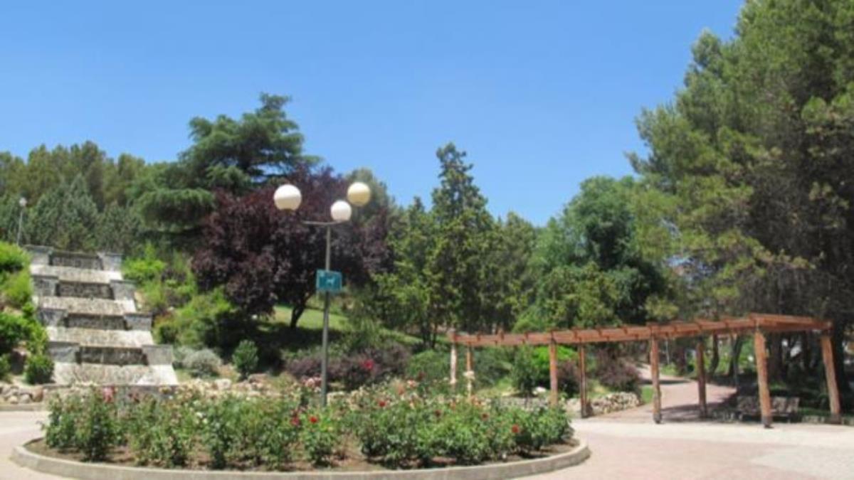 Como señala la portavoz del partido, “el parque El Cerro tiene actualmente zonas donde la dificultad de acceso para personas con discapacidad y/o movilidad reducida"