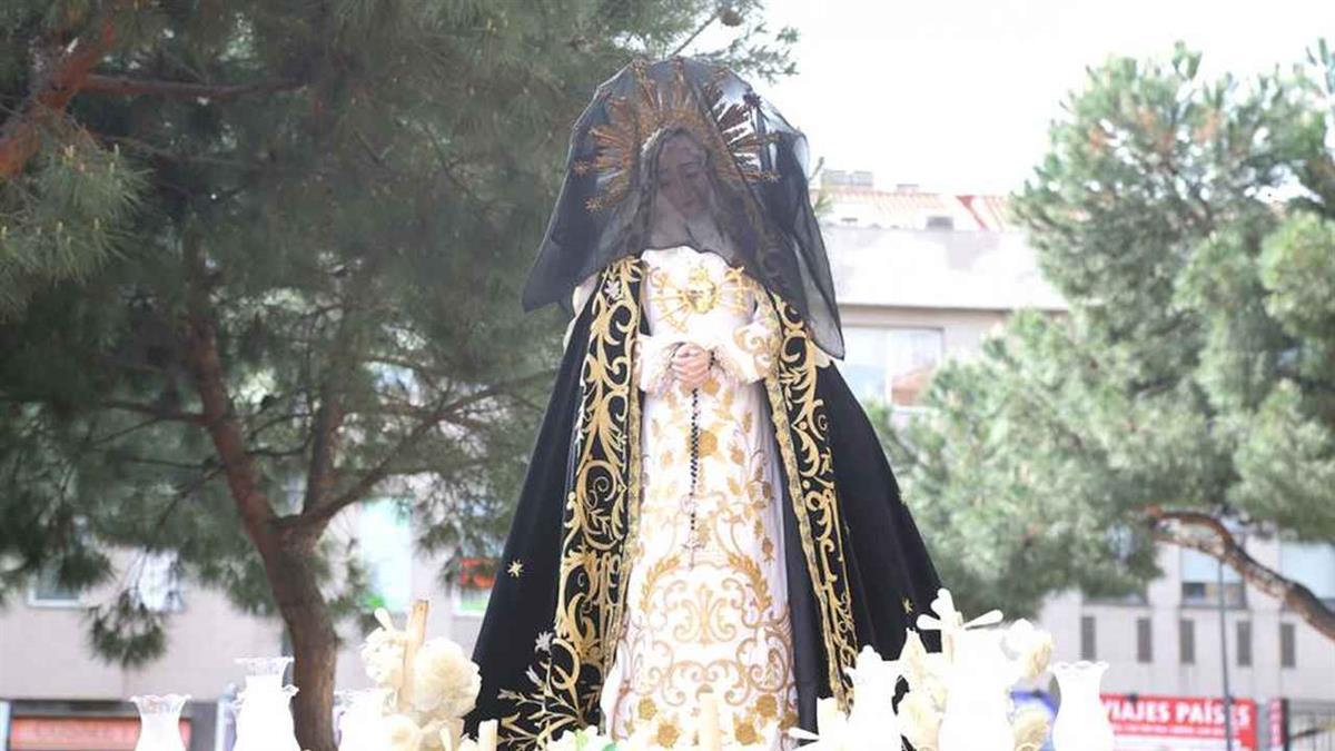 Ha emitido un comunicado anunciando su decisión y la denuncia interpuesta al párroco Enrique Mazarios y al Vicario de Zona