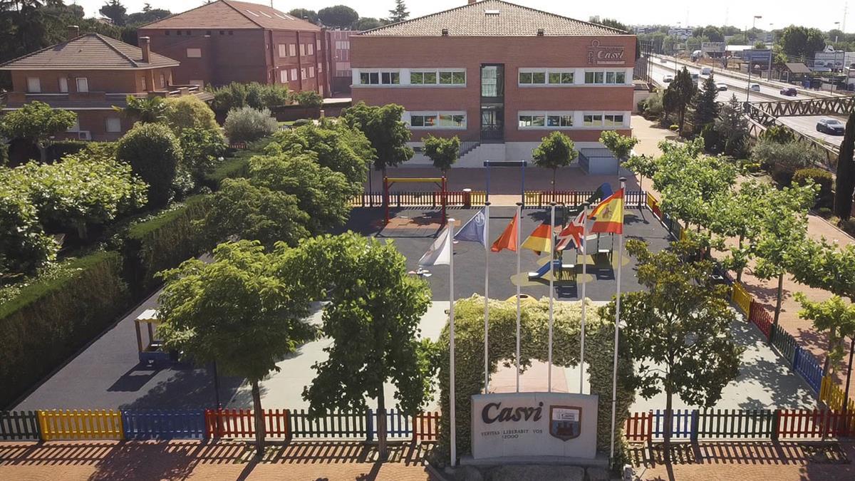 El centro da un salto al panorama internacional 