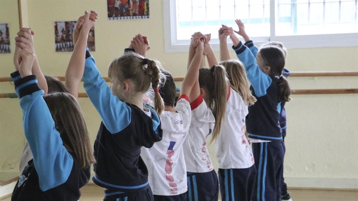 En Casvi, se integra el baile en la formación de los niños y jóvenes, lo que les ayuda descubrir quiénes son y qué pueden aportar