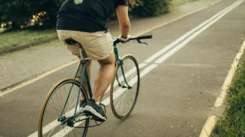 También se ha aprobado propuestas para solucionar el tema de las cacas de los perros 