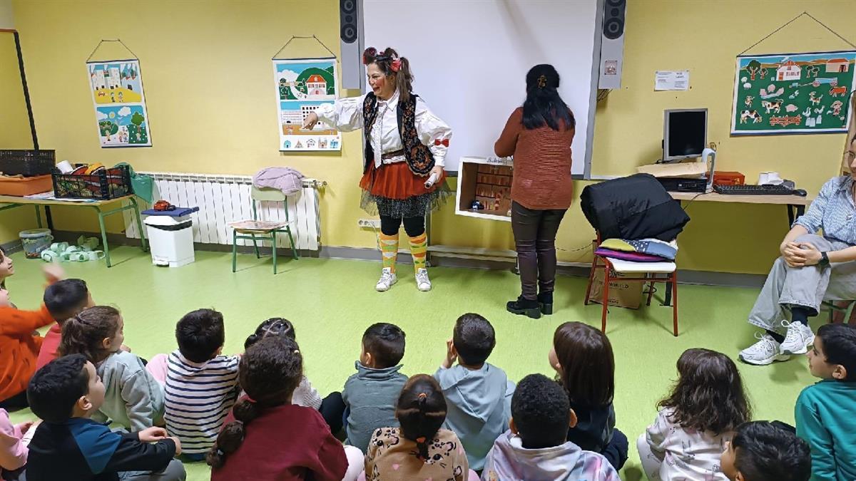 La actividad cuenta con el Servicio de Pediatría y Salud Bucodental de Centro de Salud San Carlos 
