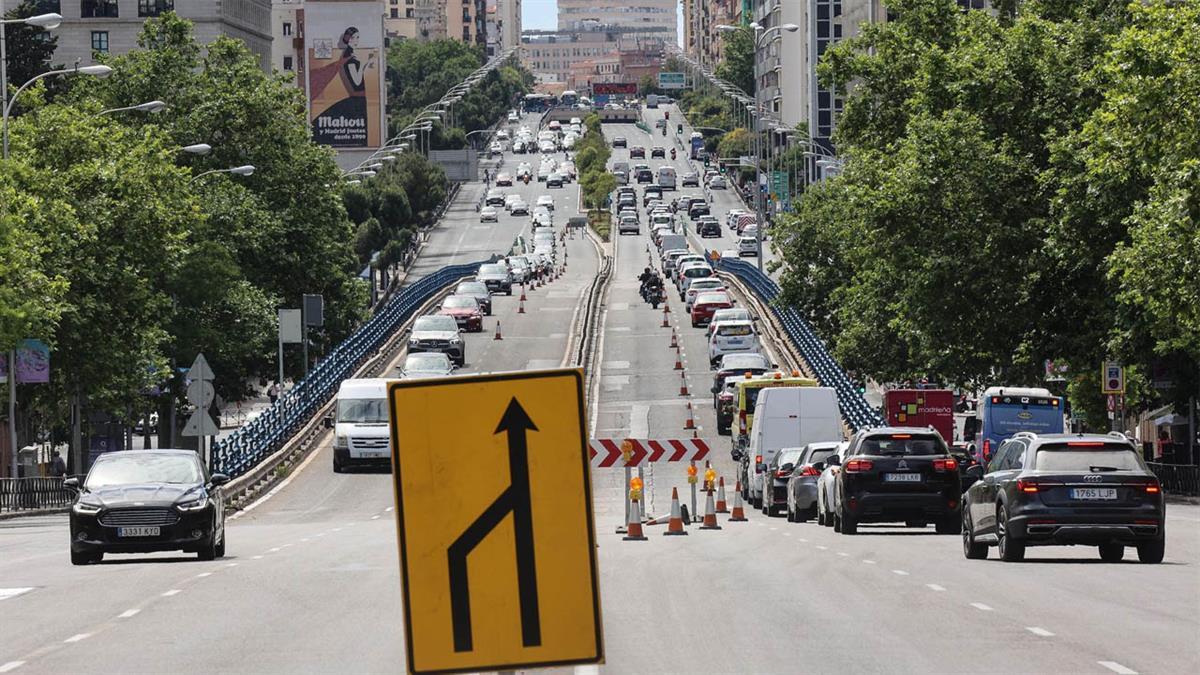 Los trabajos tienen como objetivo garantizar la seguridad tras haberse detectado pequeños hundimientos 