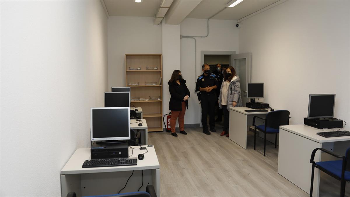 También se han adquirido nuevos vehículos eléctricos 0 emisiones