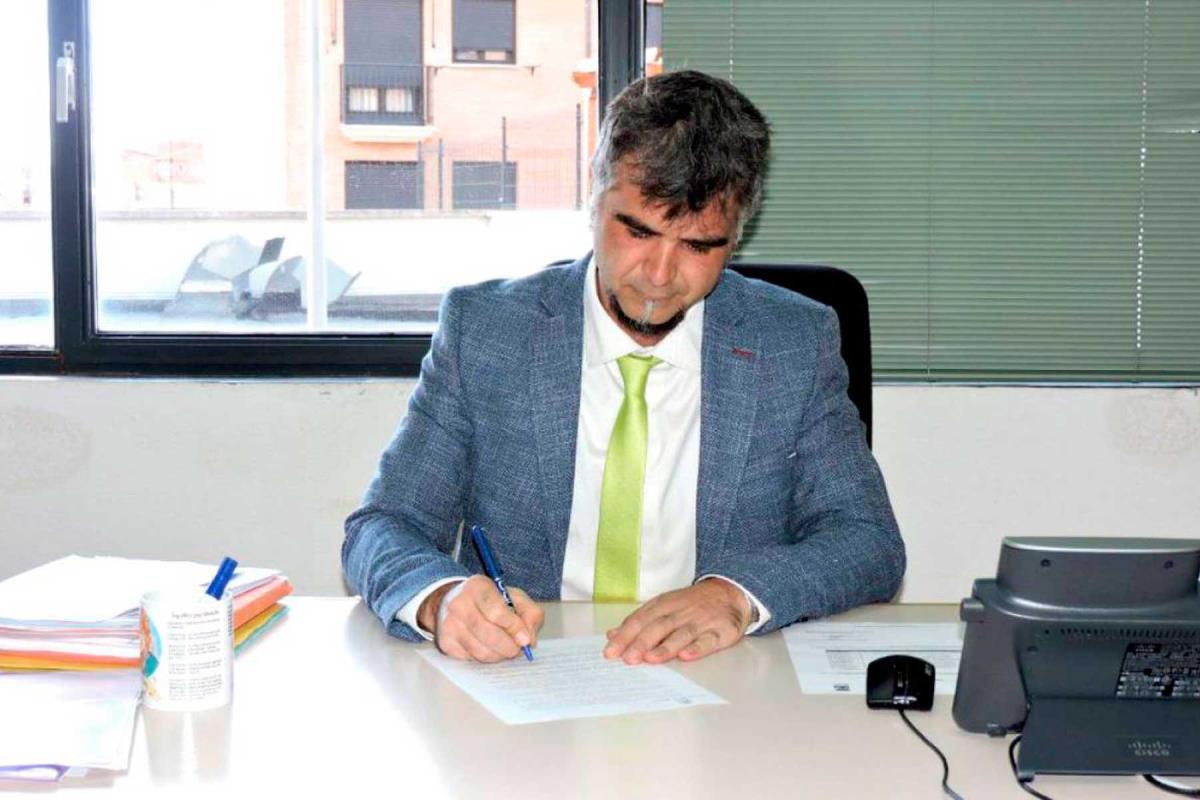 La formación liderada por Gabriel Ortega ha presentado sus propuestas en la primera reunión, celebrada este jueves