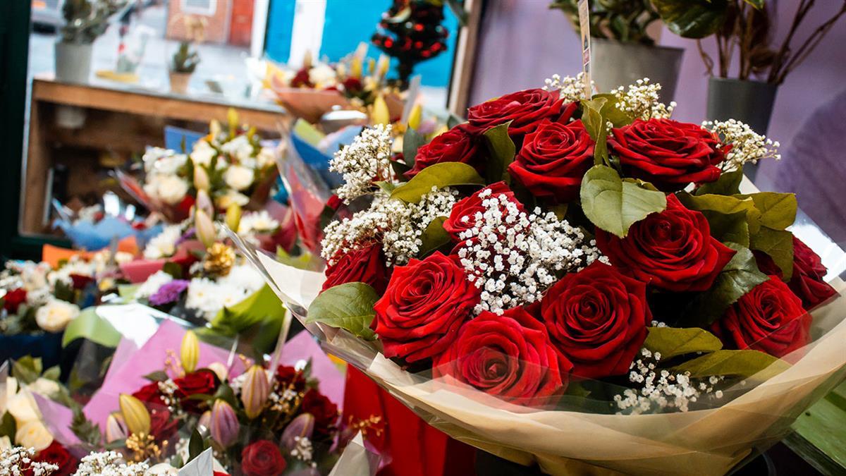 Regalar flores sigue siendo una de las formas más elegantes y efectivas de tener un detalle especial en cualquier momento del año