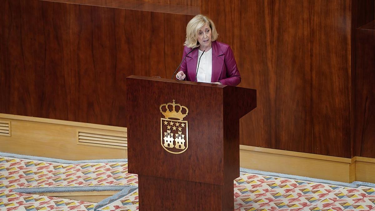 La consejera de Políticas sociales asegura que han hecho "lo correcto"