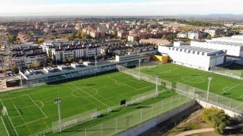 La última fase incluirá una piscina olímpica y varias pistas de tenis y pádel