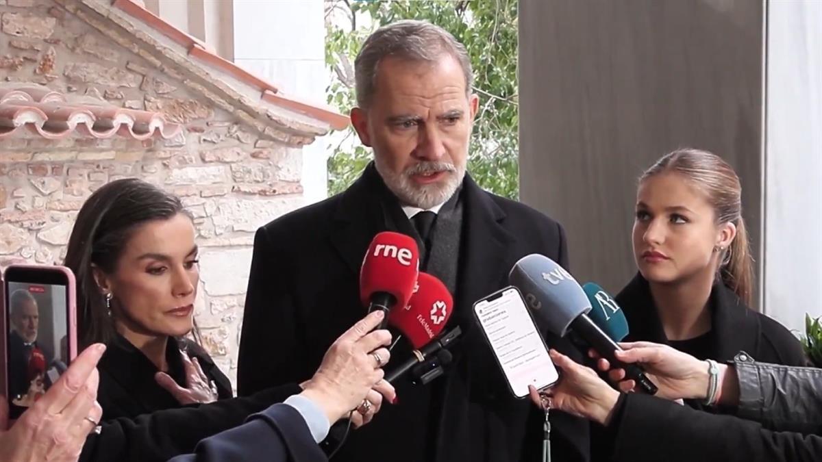 Felipe VI ha querido recordar que la prioridad es "atender, acompañar y ayudar" a los afectados