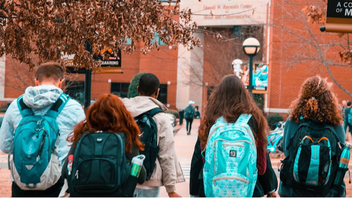 Este año las becas superan los 1.000 euros en su tramo más alto